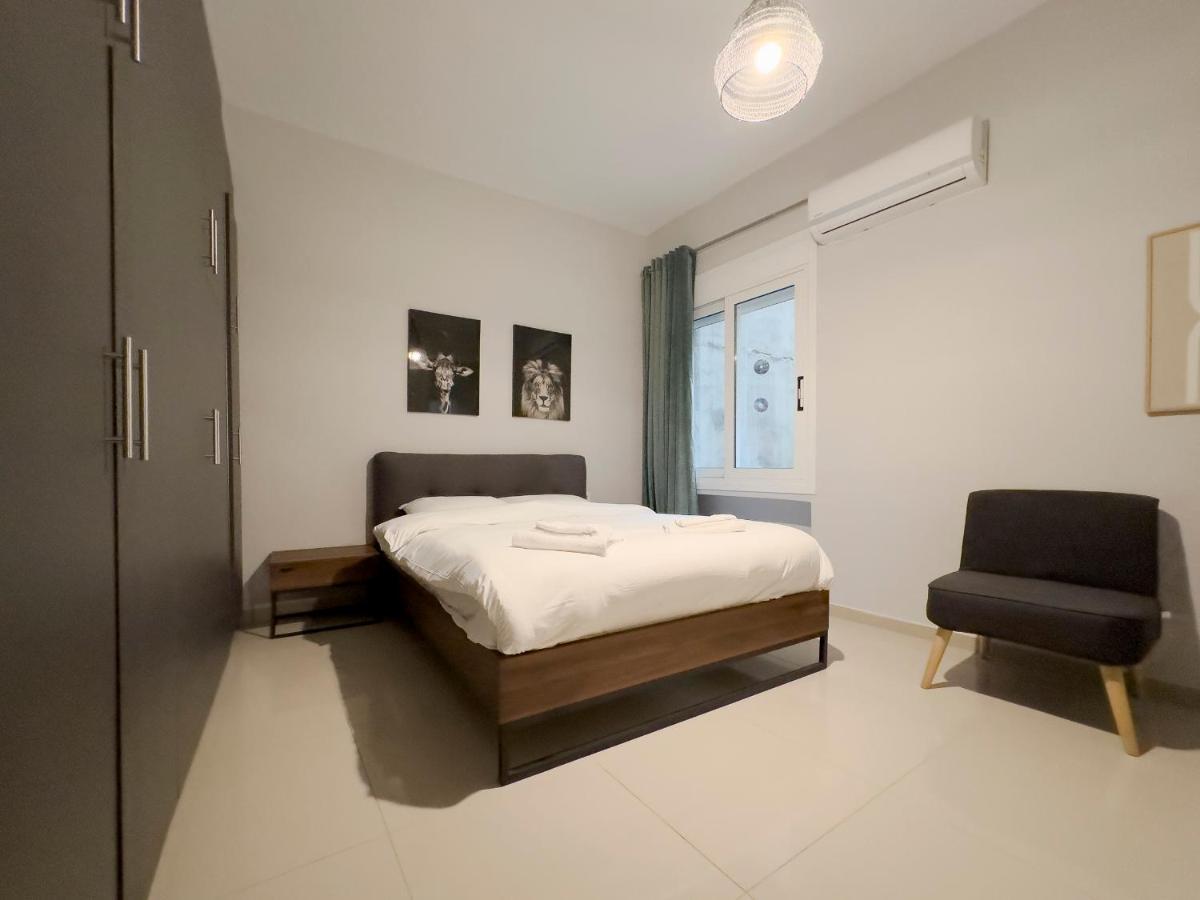 Satovriandou Spacious 128Sqm Apt In Athens Atenas Exterior foto